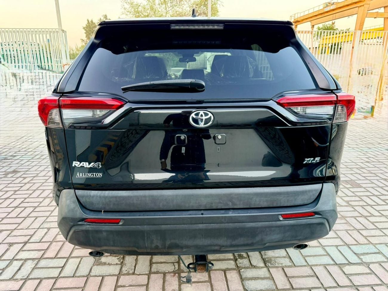 تويوتا راف ٤ 2021 Toyota Rav4 XLE Push Start 2.5L 4 Cyl Automatic Patrol front Wheel Drive 5 Seats 4 Door