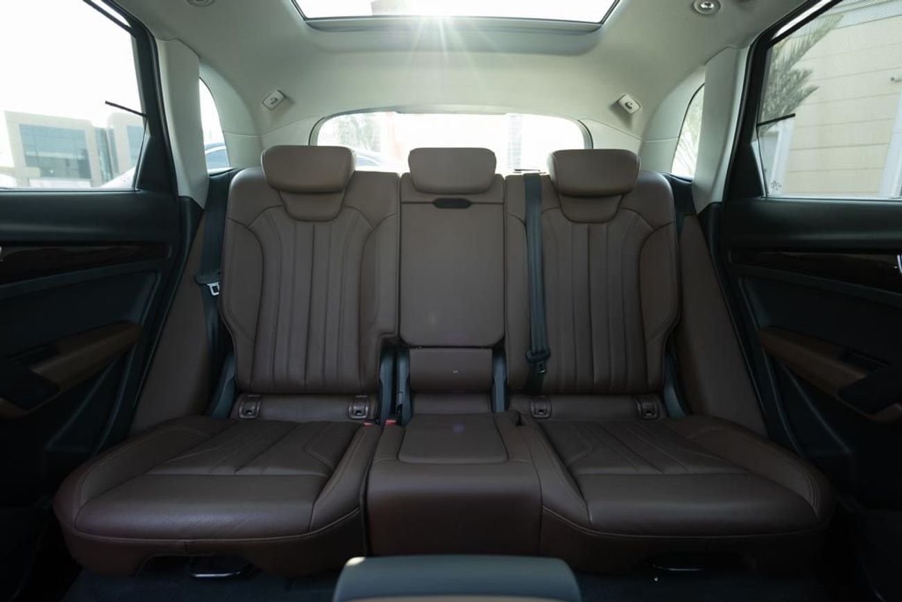 أودي Q5 45 TFSI Quattro S Line 2.0L (252 HP)