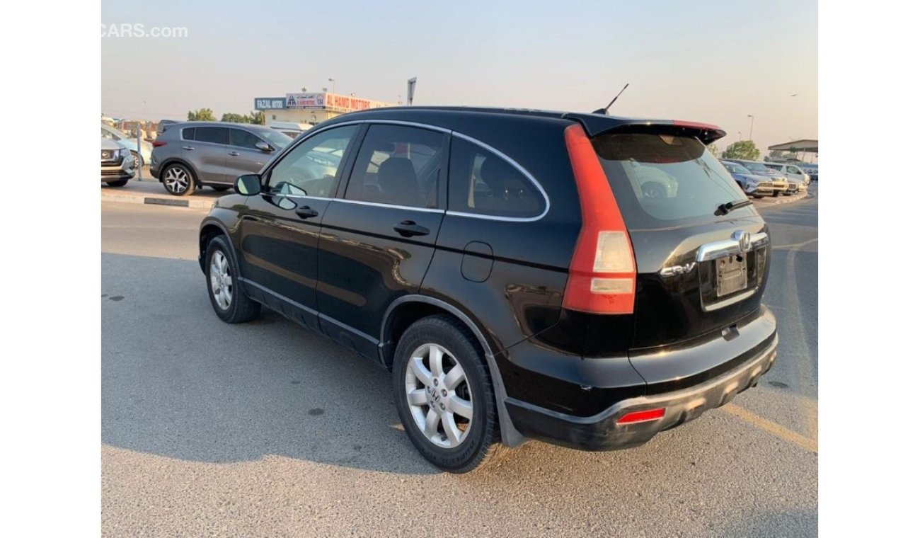 Honda CRV MID OPTION 4x2 2.4L V4 2011 GCC SPECIFICATION