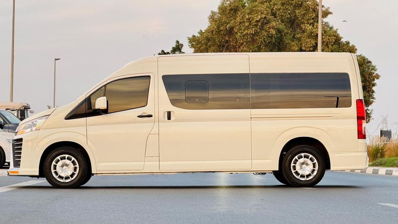 Toyota Hiace 13 SEATER | 2WD | AUTOMATIC TRANSMISISON | 2.8L DIESEL ENGINE | 2024 | RHD
