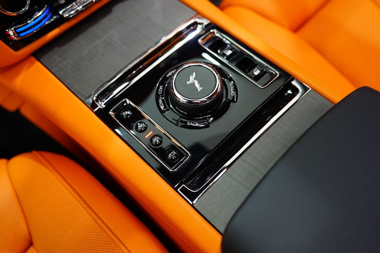 Rolls Royce Ghost Rear Entertainment, Starlight, Illuminated Grille, Dealer Warr + Serv!!