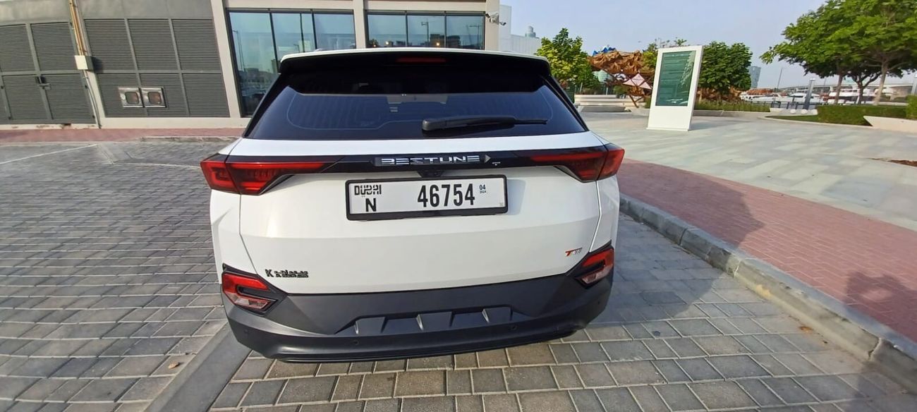 بيستون T77 limousine