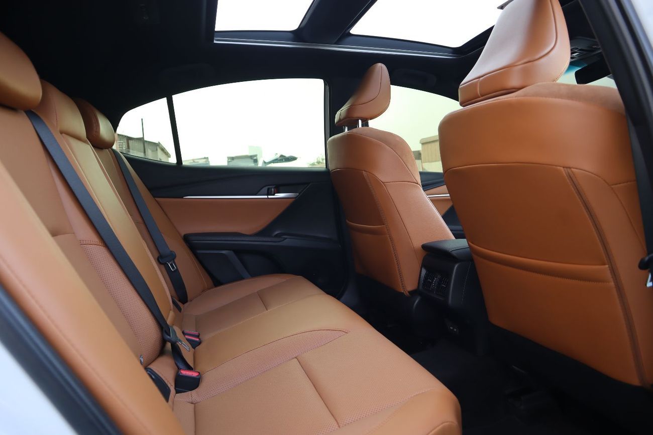 تويوتا كامري GLE 2.5L