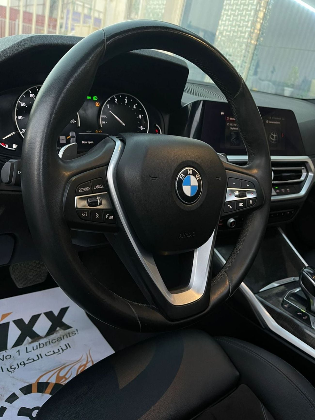 BMW 330i M SPORT