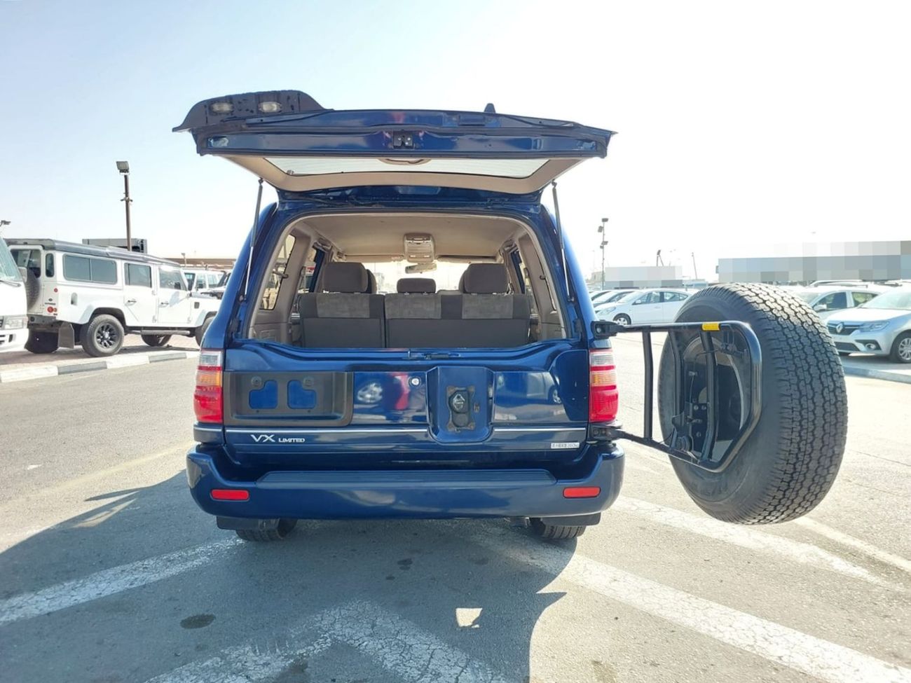 Toyota Land Cruiser TOYOTA LAND CRUISER SUV RHD 1998 MODEL 4.2 L DIESEL AUTOMATIC(PM10431)