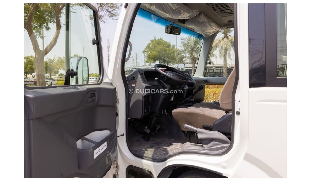 تويوتا كوستر 2023 Toyota Coaster 4.2L 23 Seats + 3 Point Seat Belt + Auto Pass. Door + Door Step Light