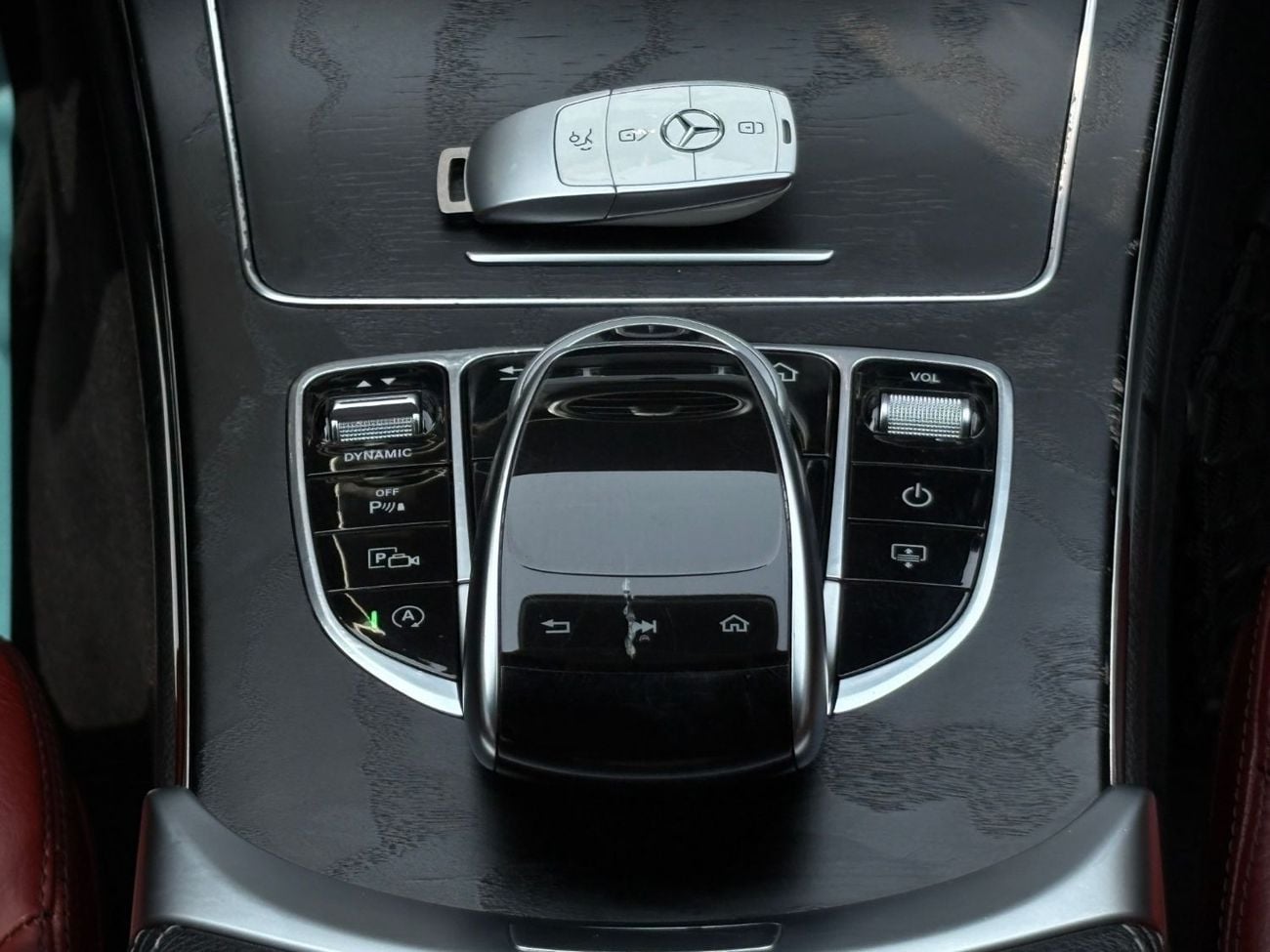 Mercedes-Benz C 200 AED 1,360 P.M | 0% DOWN PAYMENT | MERCEDES-BENZ C200 | 2020 | GCC SPECS