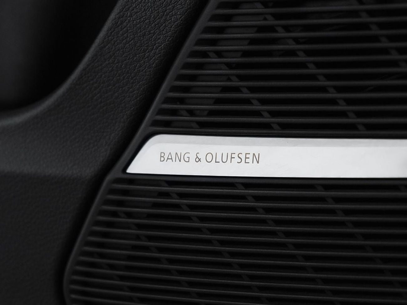 Audi Q8 55 TFSI quattro 3.0L SUV