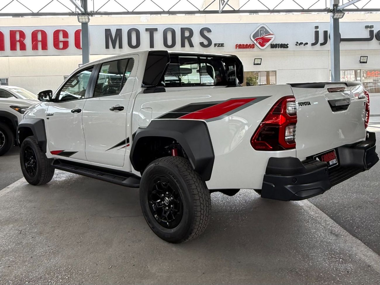 Toyota Hilux GR-SPORT 4.0 V6 **EXPORT ONLY**التصدير فقط خارج الخليج***
