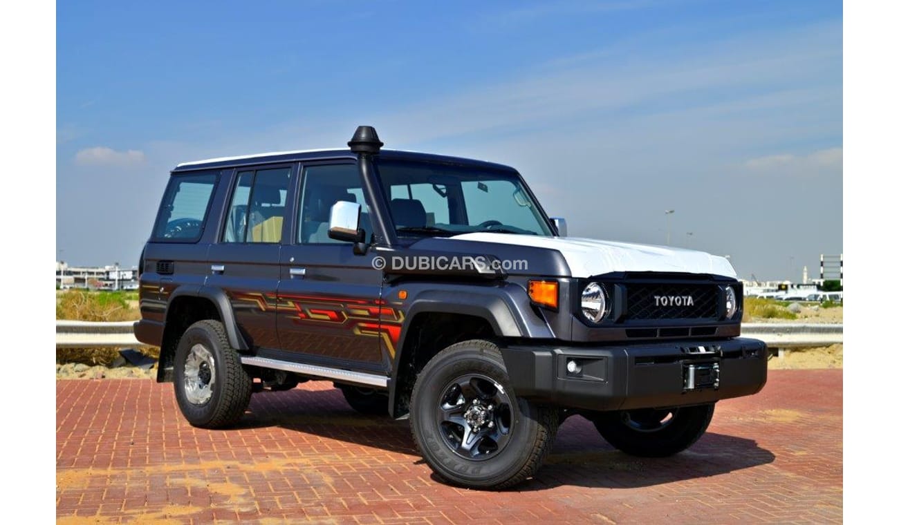 Toyota Land Cruiser 70 76 Lx Limited V8 4.5l Diesel 4wd Manual Transmission.