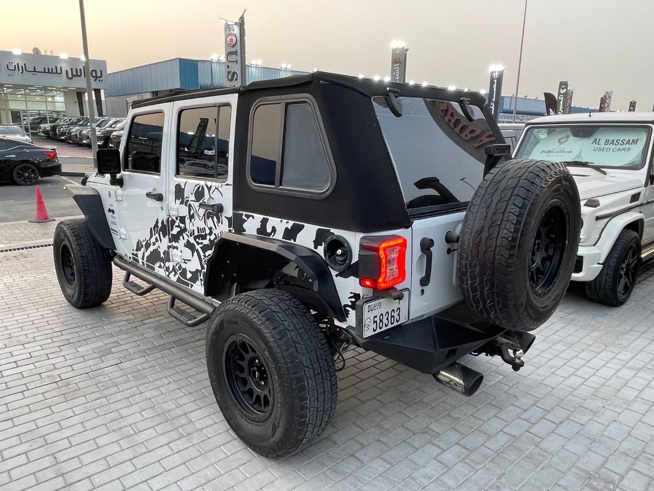 Jeep Wrangler Sport 3.6L A/T