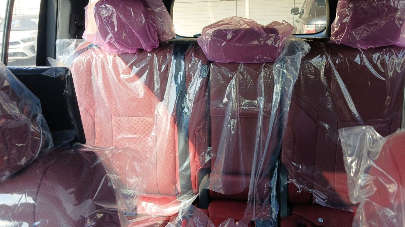 Lexus LX 700h 3.5L Hybrid Signature 7 Seater 2025YM