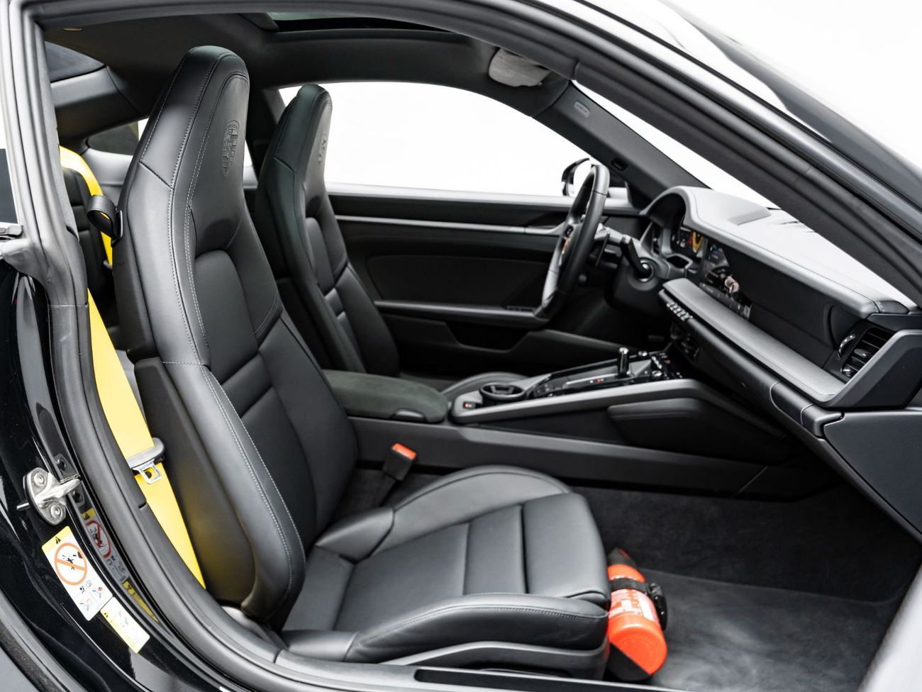 Porsche 911 Carrera 3.0L (444 HP) Coupe 2025 Porsche 911 Carrera, 2027 Porsche Warranty, Very Low KMs, GCC