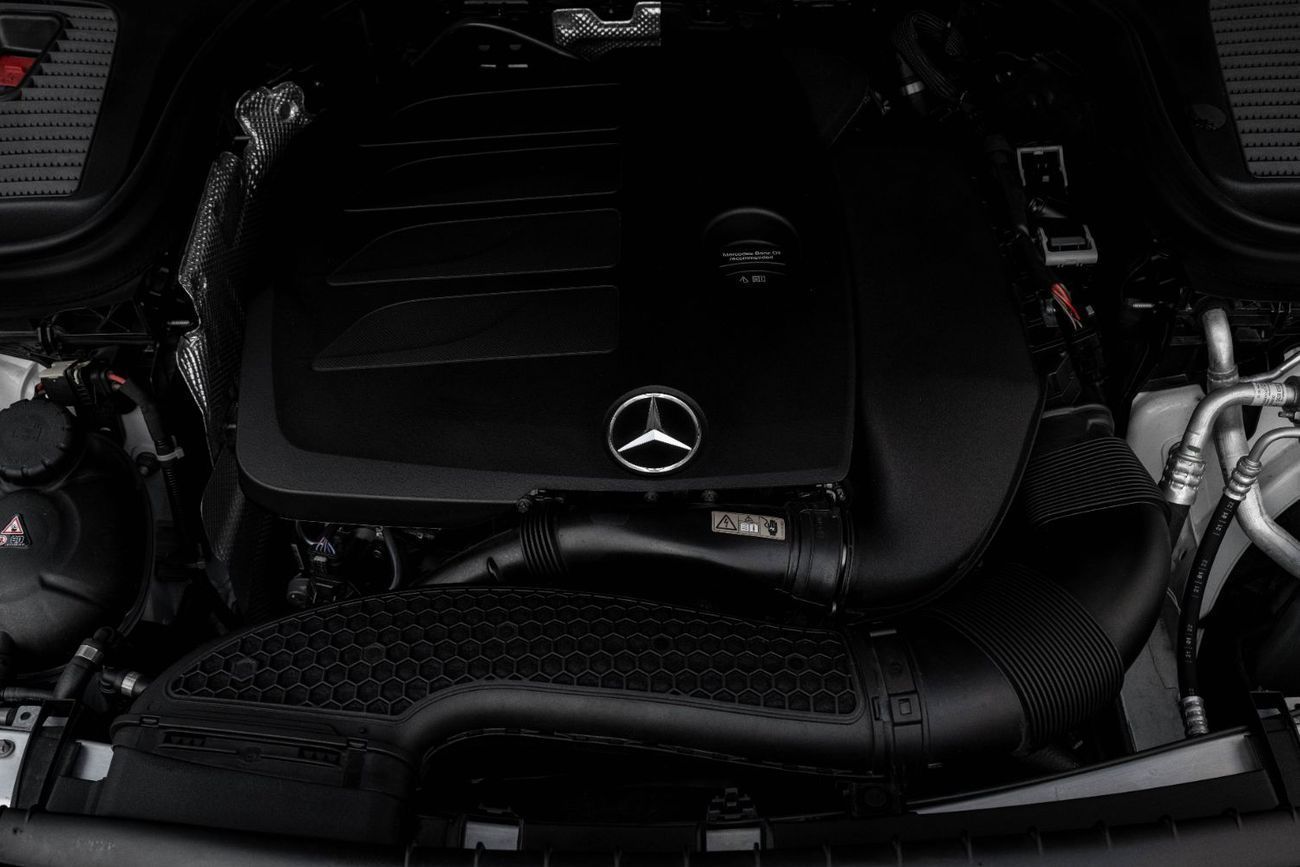 مرسيدس بنز GLC 200 GLC 200 Coupe | 3,682 P.M | 0% Downpayment | Immaculate Condition!