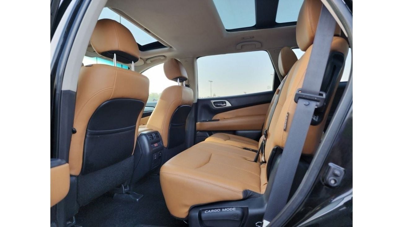 Nissan Pathfinder American