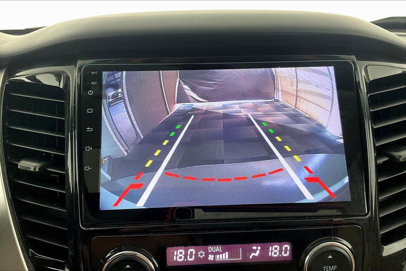 ميتسوبيشي مونتيرو GLS Top