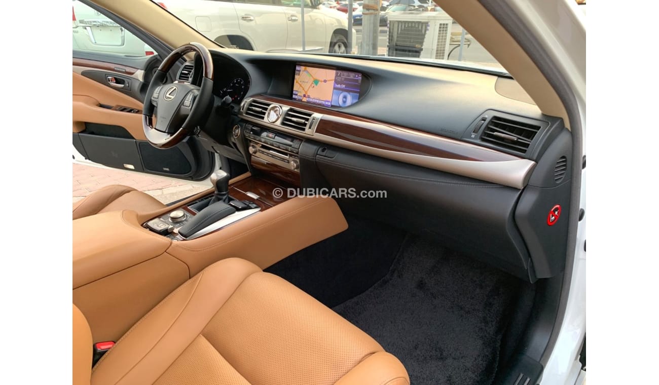 لكزس LS 460 L تيتانيوم