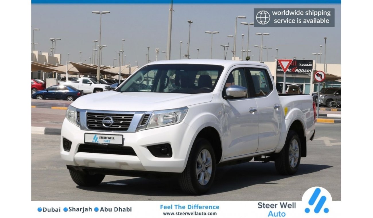 نيسان نافارا 2017 | 4X2 DOUBLE CABIN AUTOMATIC GEAR PICKUP WITH GCC SPECS AND EXCELLENT CONDITION