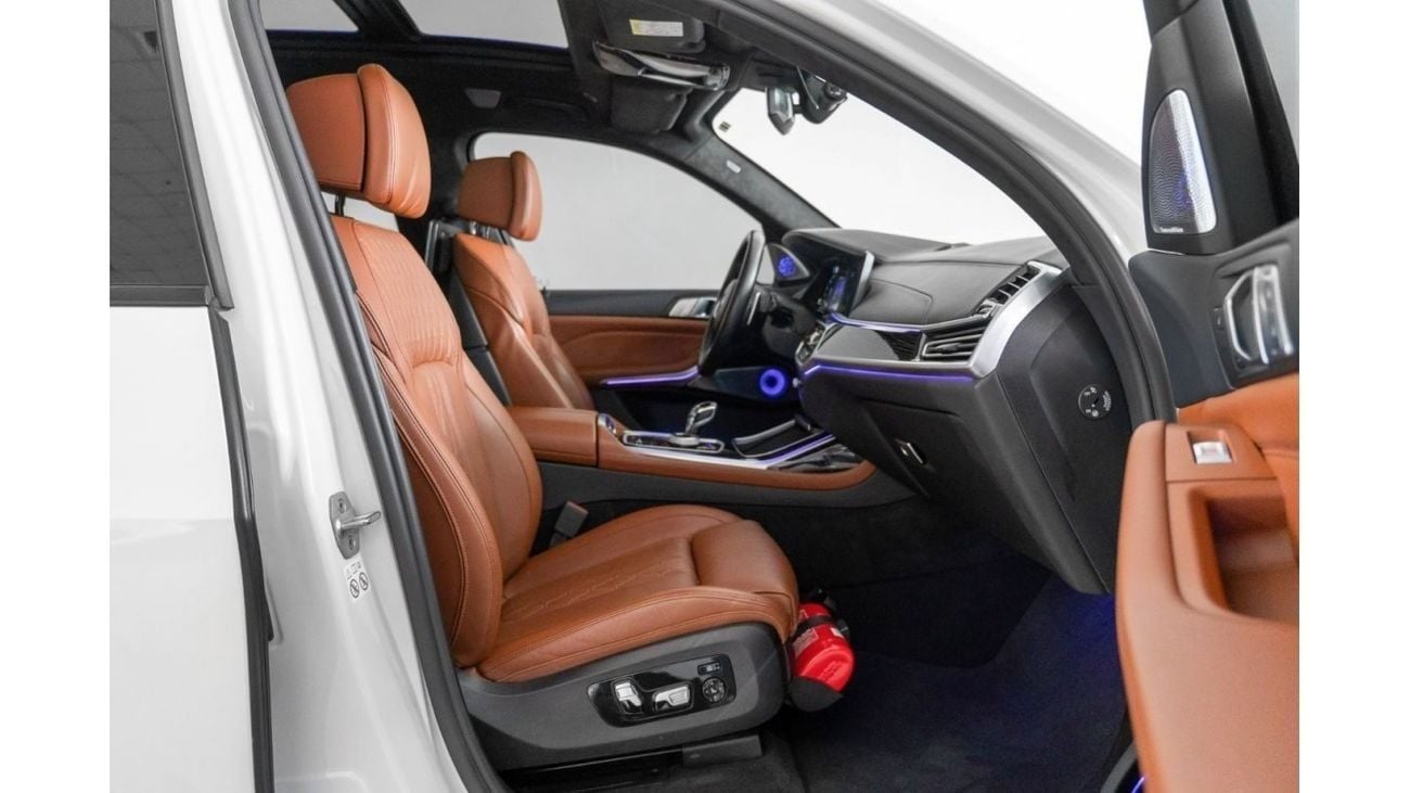 BMW X7 M50i 2022 BMW X7 50i M-Sport / Full BMW Service History & BMW Service Contract