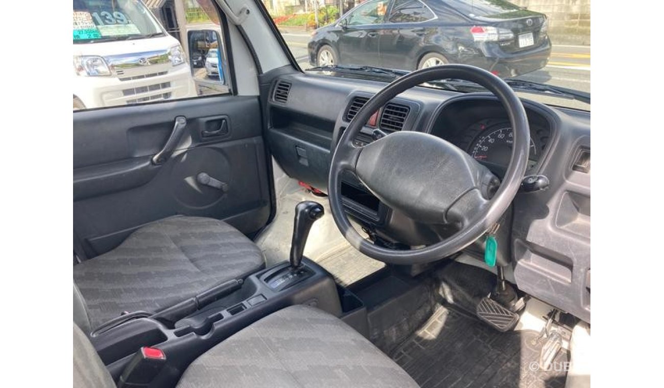 Suzuki Carry DA63T