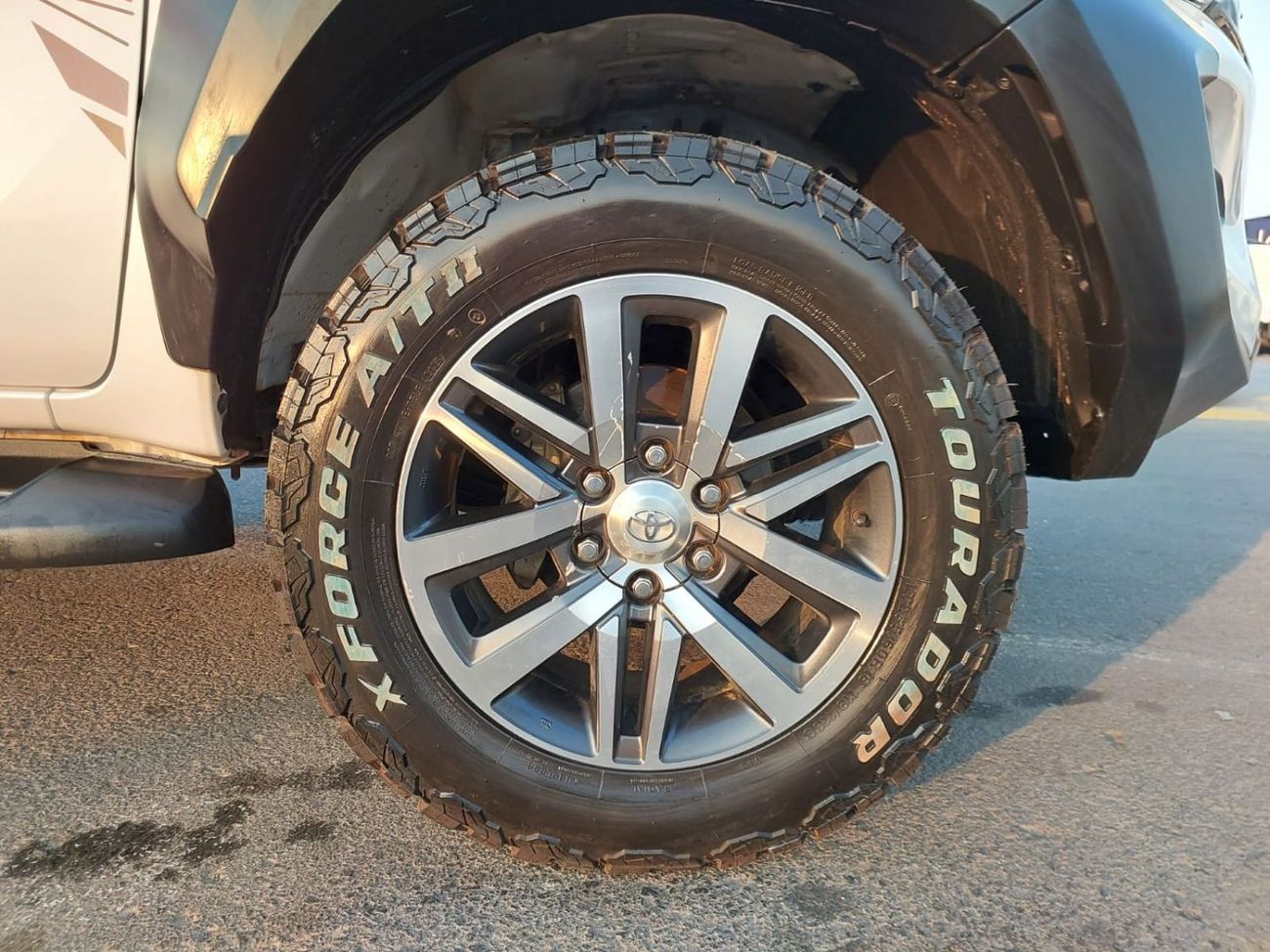 تويوتا هيلوكس TOYOTA HILUX PICKUP RHD 2018 MODEL 2.8 L DIESEL AUTOMATIC(PM29171)