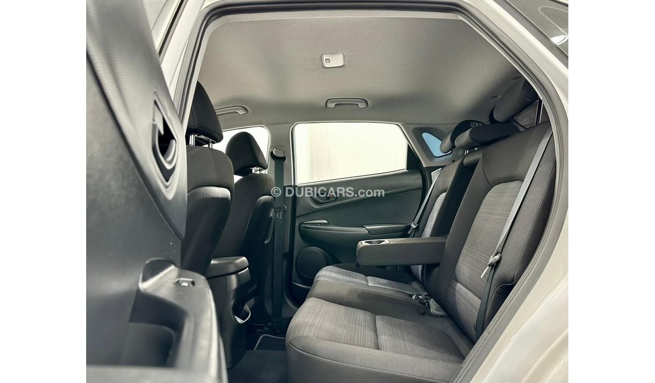 Hyundai Kona 2023 Hyundai Kona Smart, August 2027 Hyundai Warranty, Hyundai Full Service History, GCC