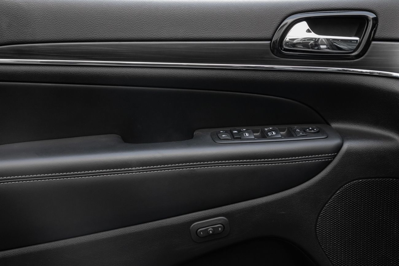 Jeep Grand Cherokee Grand Cherokee 80th Anniversary | 2,155 P.M | 0% Downpayment | Excellent Condition!