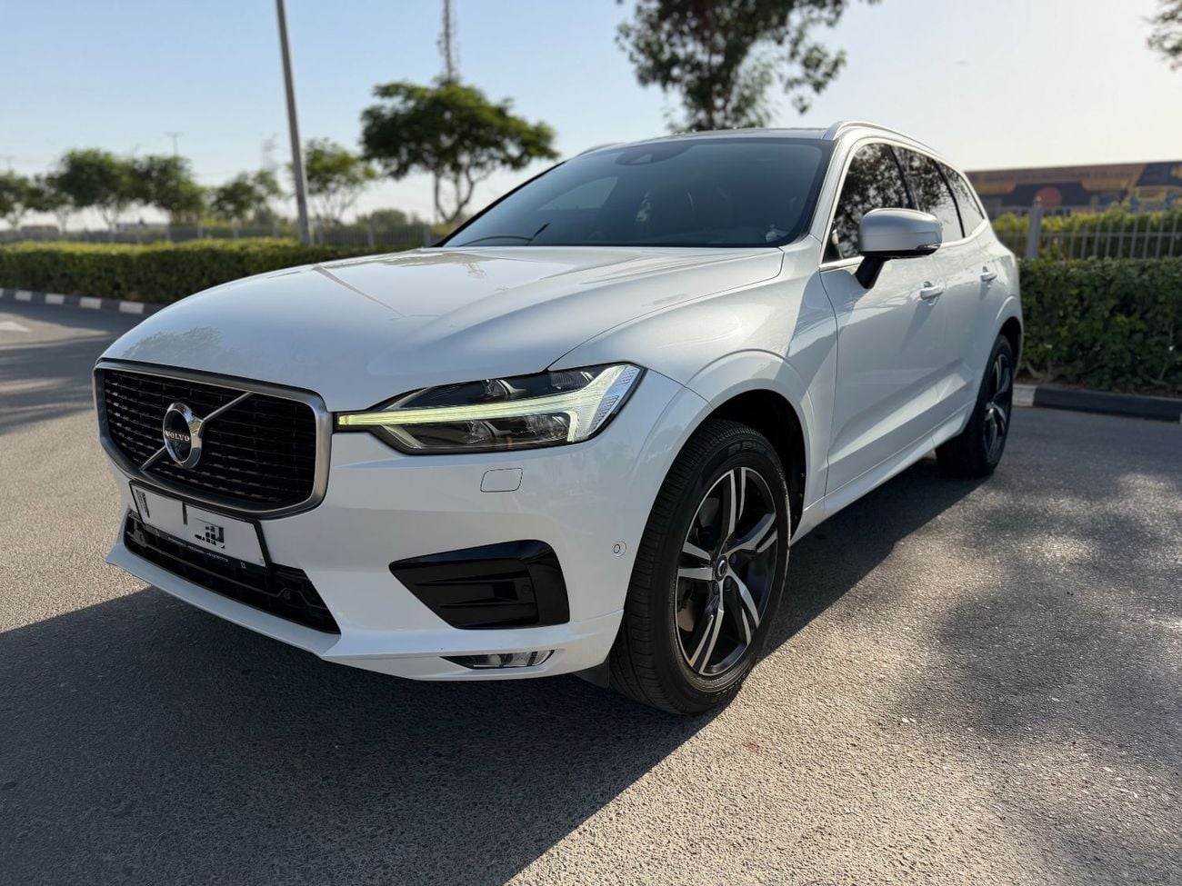 Volvo XC60 T6 R DESIGN HIGHLINE