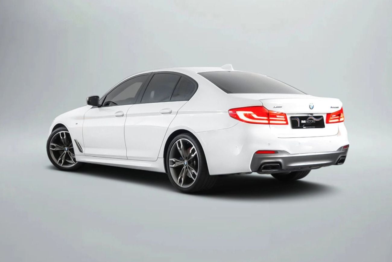 بي أم دبليو M550i