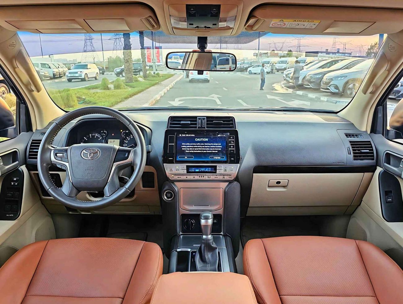 Toyota Prado GXR / SUNROOF/ BACK TYRE/ LEATHER SEATS/ LOW MILEAGE/  LOT# 204703