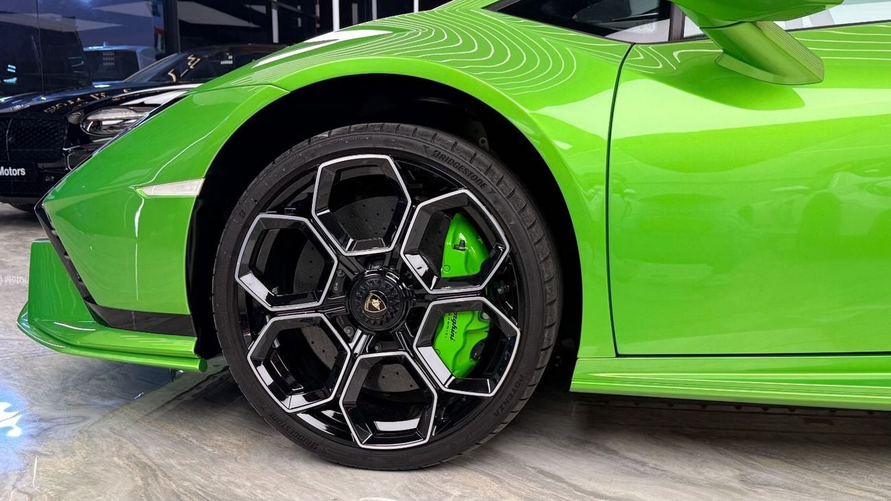 Lamborghini Huracan Lamborghini Huracán Tecnica LP640-2 2024 - Verde Mantis