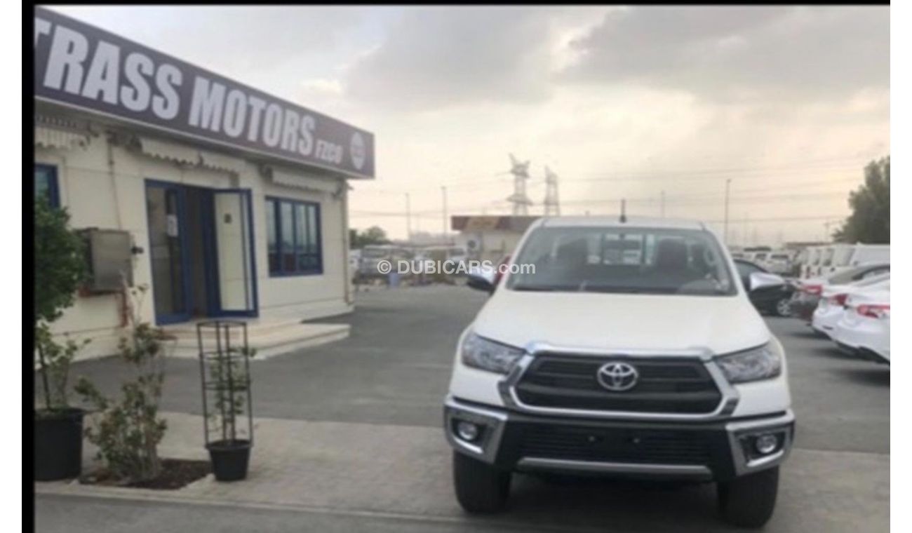 Toyota Hilux Diesel,2.4L,4x4