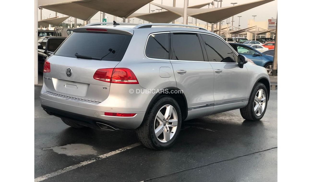 Volkswagen Touareg Volex wagon tourque  model 2011 GCC full option