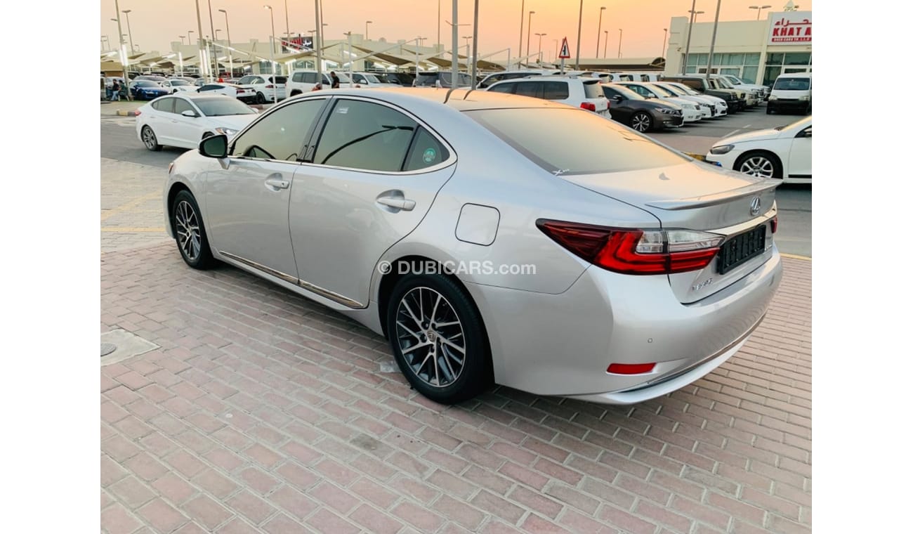 Lexus ES350