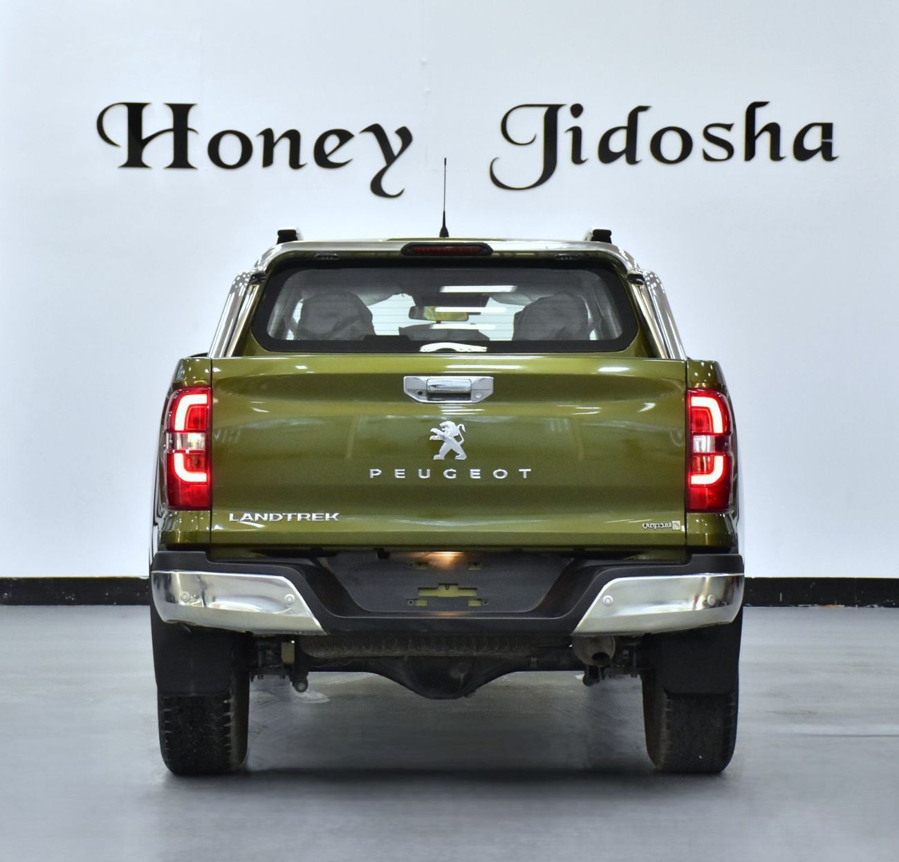 بيجو لاندترك EXCELLENT DEAL for our Peugeot Landtrek 4WD ( 2023 Model ) in Green Color GCC Specs