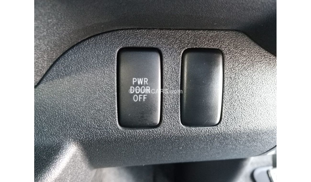 Toyota Hiace TOYOTA HIACE RIGHT HAND DRIVE (PM926)