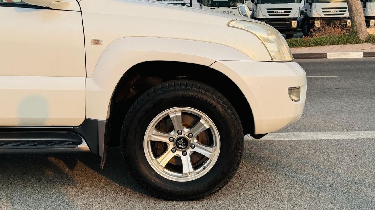 Toyota Prado BLACK LEATHER SEATS | 3.0L DIESEL | RHD | 2006 | REAR VIEW CAMERA | SIDE FENDER HOOD MIRROR