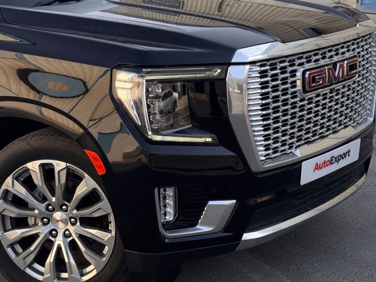 جي أم سي يوكون GMC Yukon Denali RHD Full Conversion
