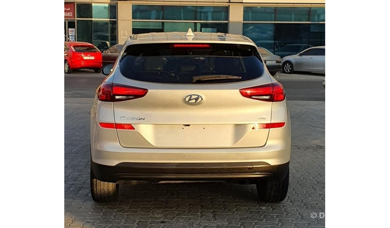 Hyundai Tucson SE - Full Option