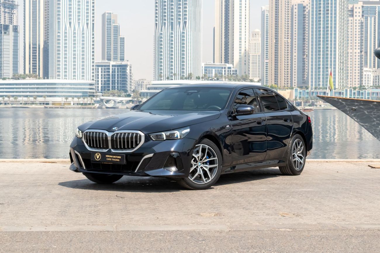 بي أم دبليو 520i M Modern-line