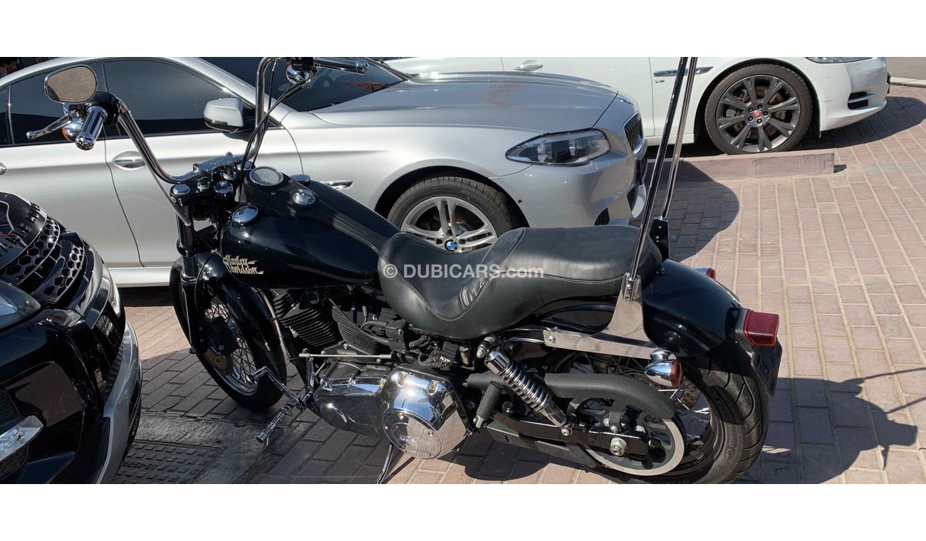 Harley-Davidson 103 DYNA STREET BOB