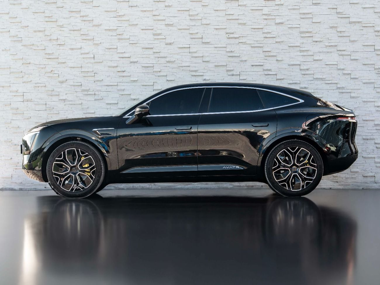 أفاتر 11 Performance AWD