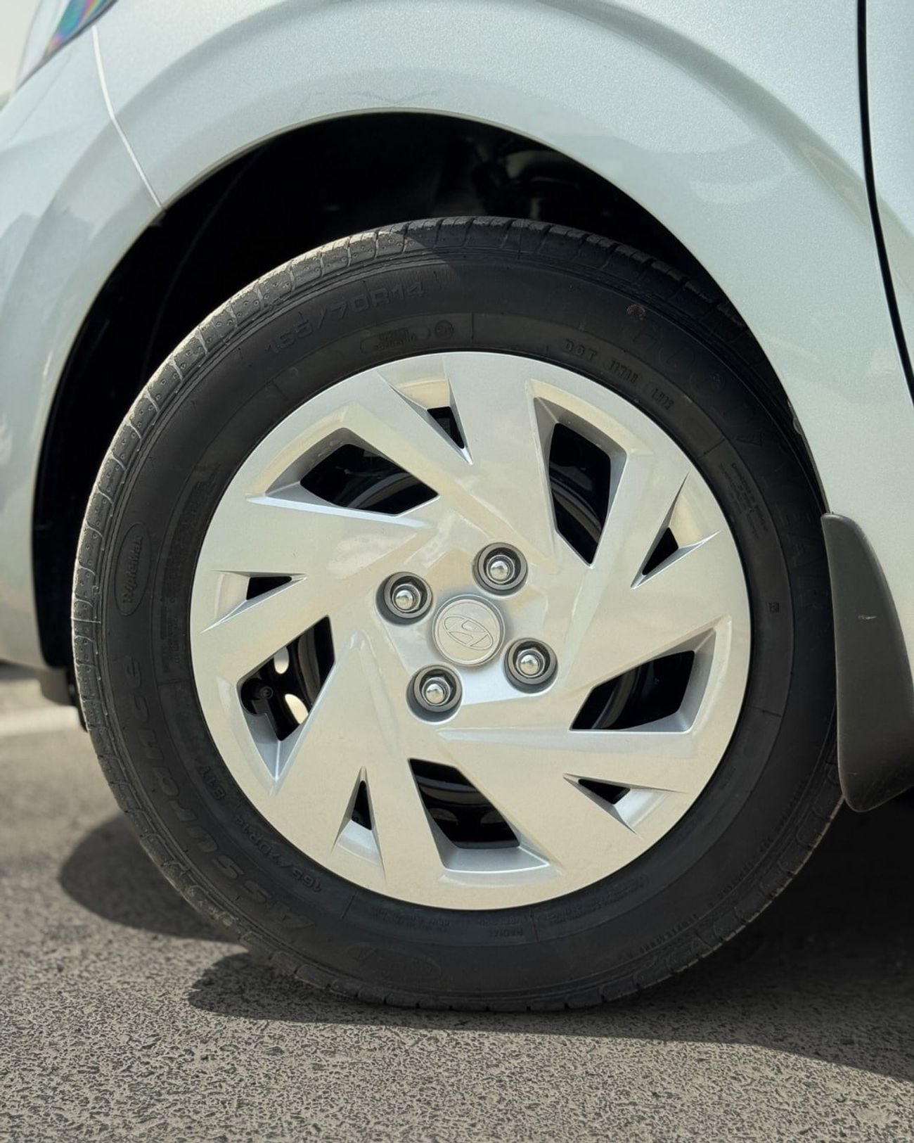 هيونداي جراند i10 SMART GRAND I10 (HATCHBACK ) 1.2L SILVER COLOR - BASIC