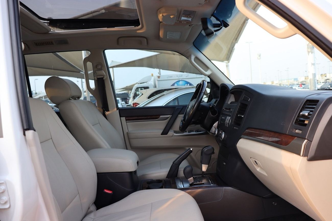 ميتسوبيشي باجيرو GLS هايلاين اعلى