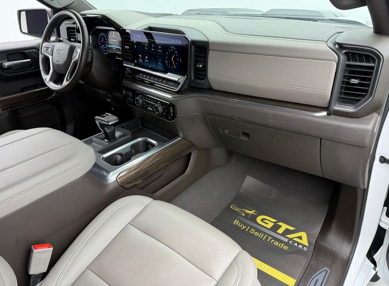 Chevrolet Silverado 2023 Chevrolet Silverado Z71 Trail Boss, Chevrolet Warranty + Service Pack, Very Low Km, GCC