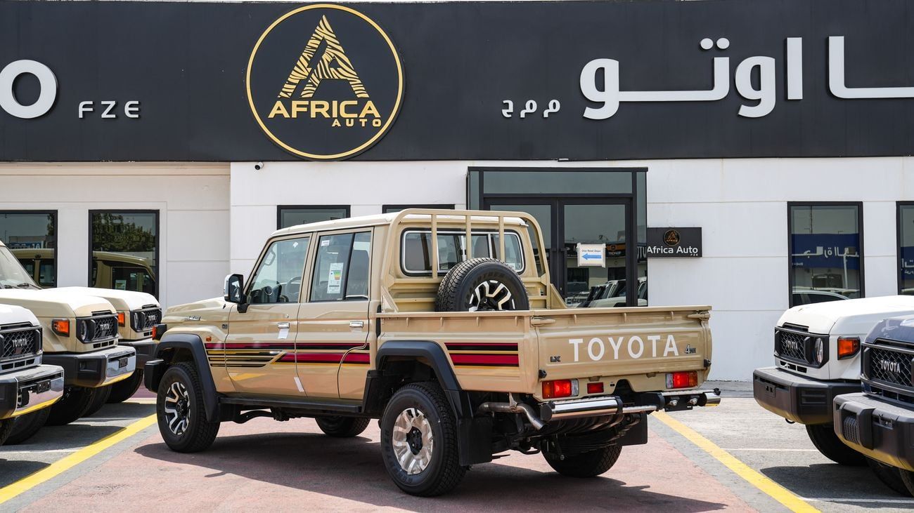 Toyota Land Cruiser Pick Up  LC79 DC 2.8L DSL FULL AT