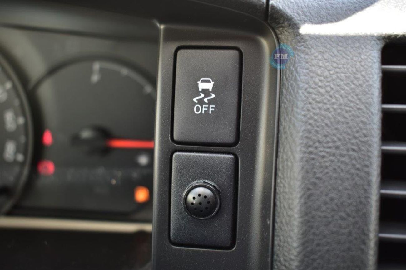 Toyota Hiace Delivery Van High Roof 2.7L Petrol Manual