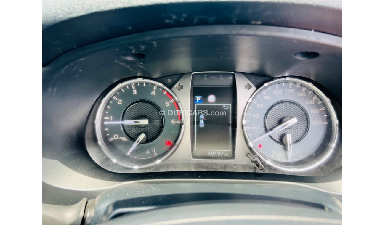 تويوتا هيلوكس