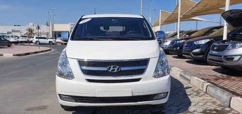 Hyundai H-1 2015 Ward korea without paint without accidents