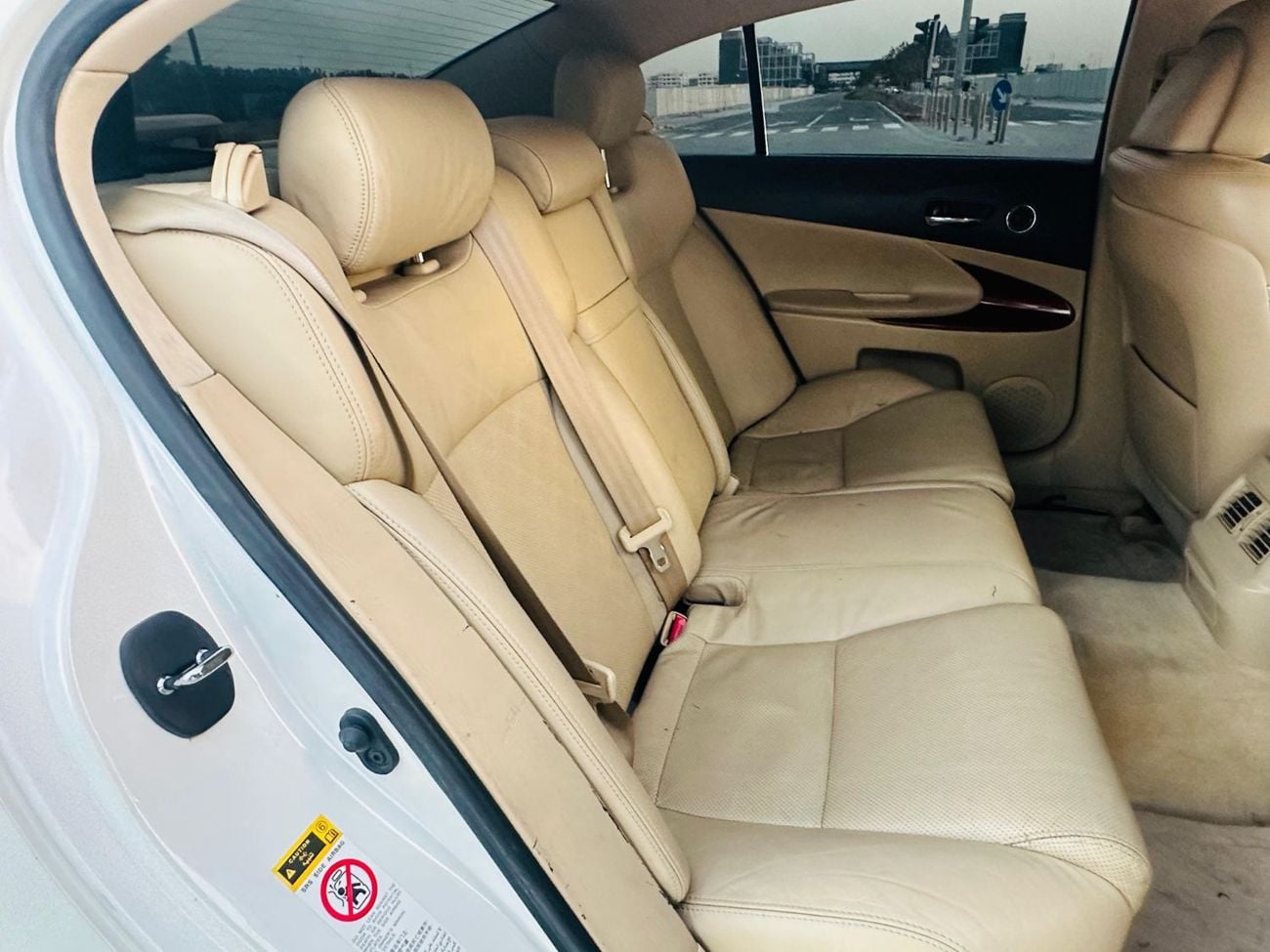 لكزس GS 300 BASE